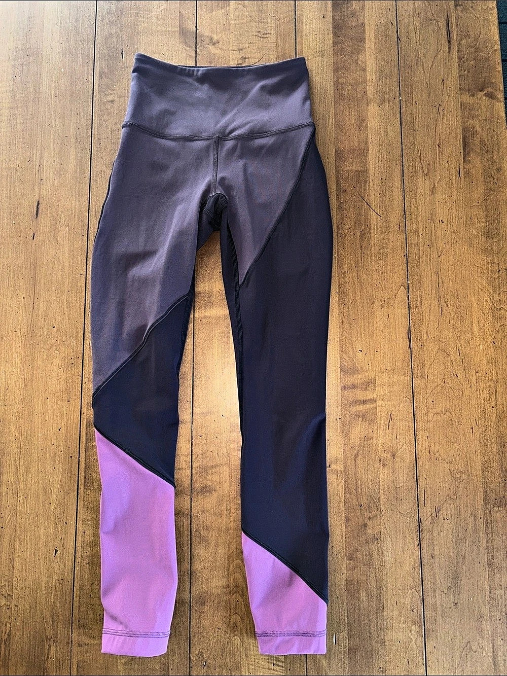 lululemon Zone In Leggings shades of Plumb & Pink Size 2